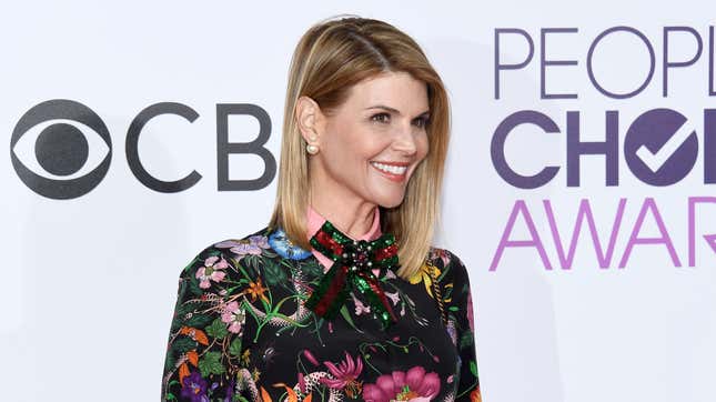 Aunt Becky Signed Some Autographs for Fans Before Her Court Date