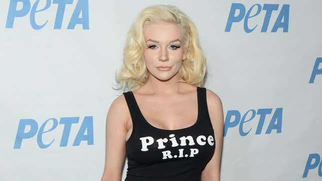 'I Don't Identify As She Or Her': Courtney Stodden Joins the Party