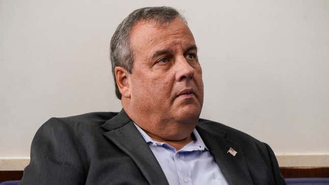 Chris Christie Thinks Coronavirus Is Serious Now That He's Contracted It