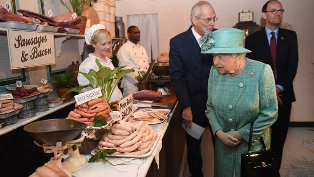 Queen Elizabeth II Went to an Experiential Pop-Up Grocery Store