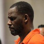 Female Juror Suffers Panic Attack During Graphic R. Kelly Trial, Is Replaced by Man
