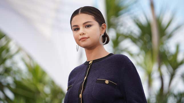 Selena Gomez Is Taking a Social Media Hiatus…Again