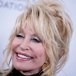 Dolly Parton Sleeps in Makeup Because You 'Never Know If There's Going to Be an Earthquake'