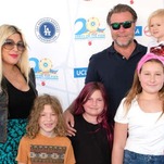 Tori Spelling Would Never Be Mean to Jessica Alba Because She Cleans Her Kid's Ass With Alba's Butt Wipes