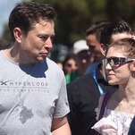 Grimes Would Like You to Know Her Boyfriend Elon Musk Is Very Similar to Bernie Sanders