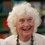 Jan Morris, Lifelong Travel Writer and Trans Woman, Dies at 94
