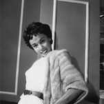 Legend of Stage and Screen Diahann Carroll Had the Most Powerful One-Shoulder Formalwear Game in the Business