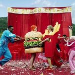 And Here's Live Footage of Taylor Swift and Katy Perry Making Up