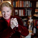 Puerto Rican Astrologer Walter Mercado Has Died
