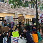 ICE Attempts to Block Case Against Extremely Shitty Gynecologist By Trying to Deport Witnesses