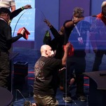 Health Experts Agree This Plexiglass Barrier Is a Joke