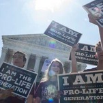Judge Temporarily Blocks Georgia's 6 Week Abortion Ban