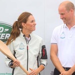 In the Midst of Harry and Meghan's Private Jet Drama, Will and Kate Flew Commercial