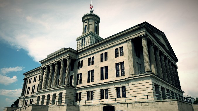 Tennessee Passes Bill to Criminalize Abortion Support for Minors: ‘Terror Is the Intent’
