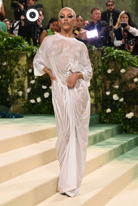 Doja Cat in Vetements
