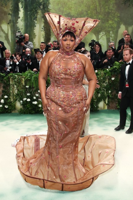 Lizzo in Weinsanto