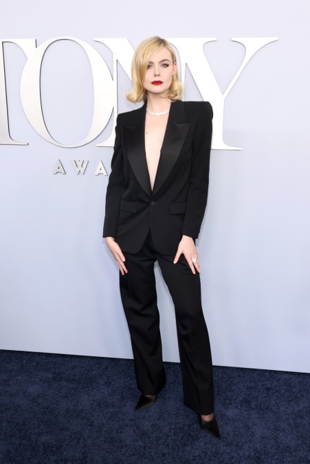 Elle Fanning 