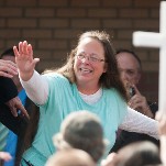 Kim Davis Tees Up Supreme Court to Reverse Marriage Equality Ruling