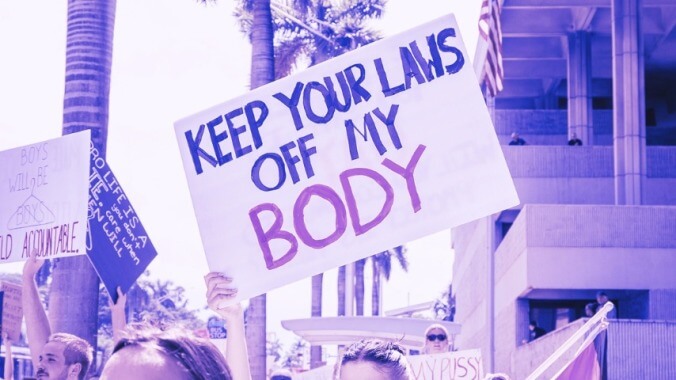 Georgia Cops Drop Charges Against 24-Year-Old Who Miscarried After Massive Public Pressure