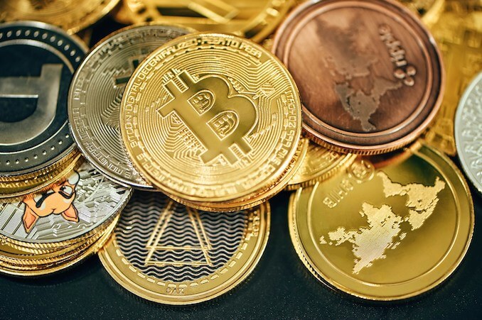 XRP in 2025: A Token at the Crossroads of Innovation and Macroeconomics