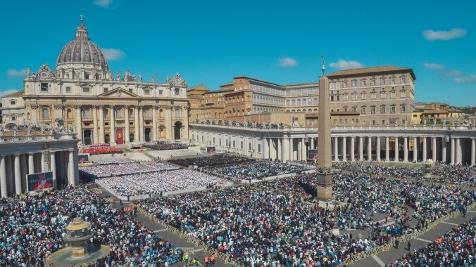 An Aperol Spritz and a Catholic Mass in Rome the Day After Pope Francis’ Funeral