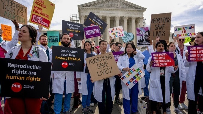 Idaho’s OBGYNs Are Jumping Ship