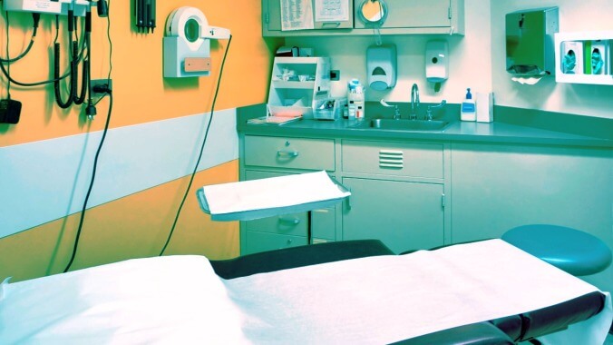 Trump-Appointed Judge Rules Colorado Clinic Can Offer Fake ‘Abortion Reversals’
