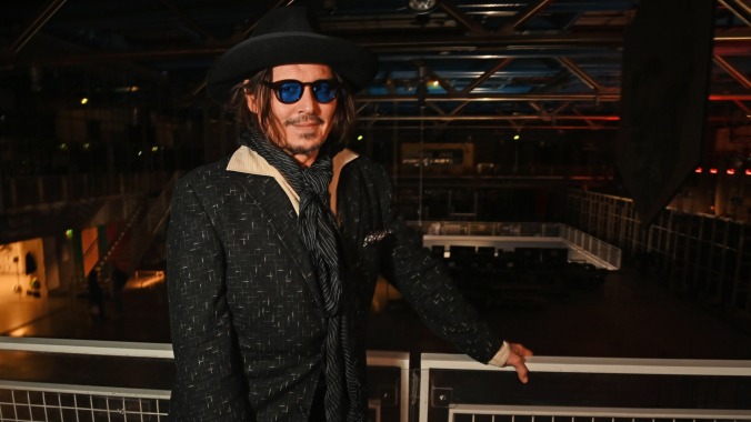 Another Famous Person Gave Johnny Depp a Stage
