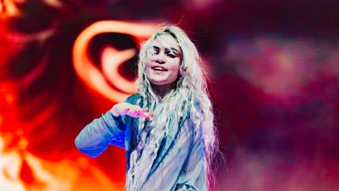 Grimes Got a Face Tattoo