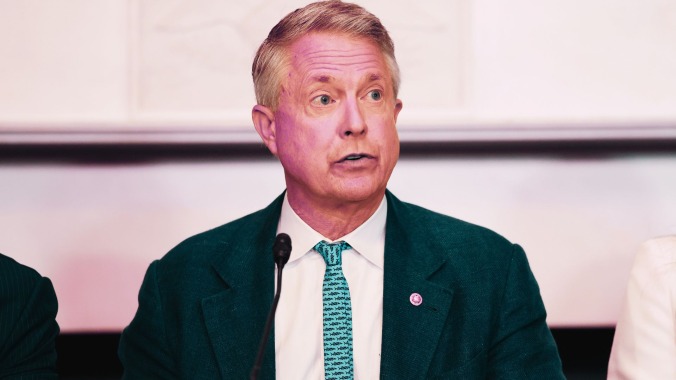 GOP Senator Says Women Be Shopping!