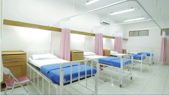 The American Health Care System Is Breaking Under the Weight of Private Profit