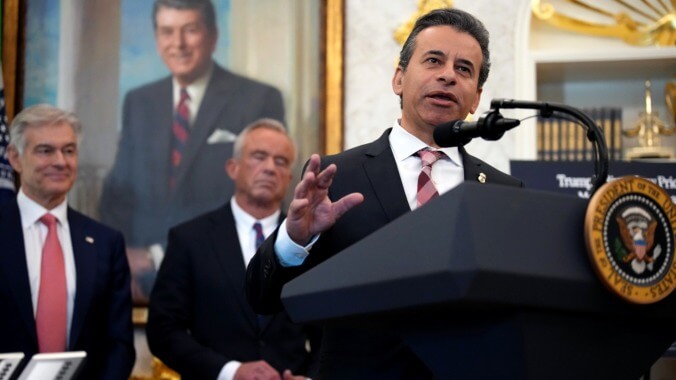 Makary, Makary Stuck in Quite the Quagmire-y