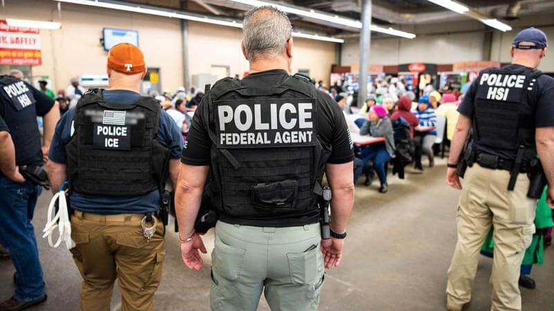 Splinter: Democrats, Shut Down DHS This Week. You Won't Get This Chance Again.