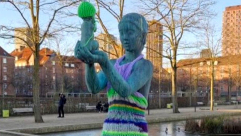 Danish Women Are Fashion-Bombing Statues to Protest Most Statues Being Dead Guys
