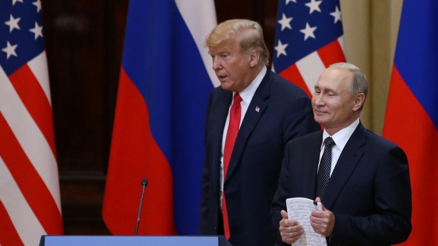 Report: Trump Secretly Sent Covid Tests to Putin During 2020 Shortage