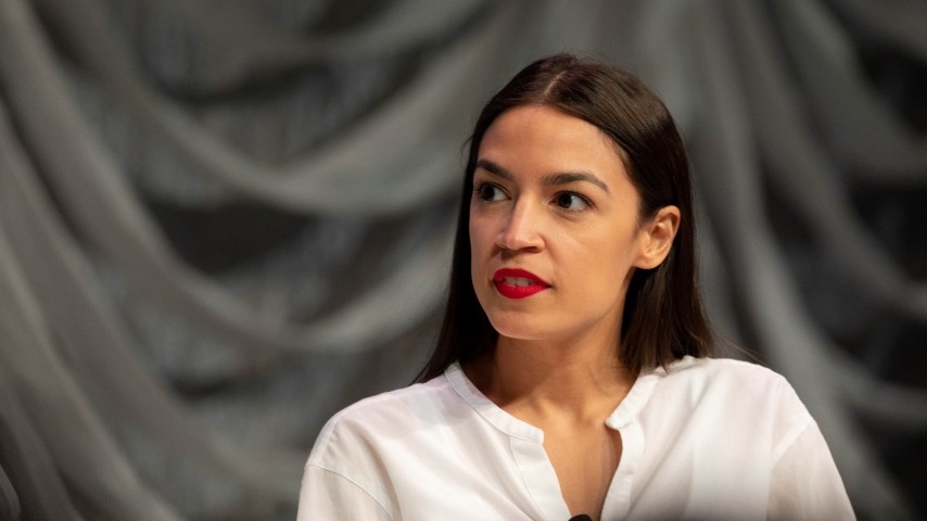 Gerontocratic Democrats Teach AOC that Helping the Party Doesn’t Help You