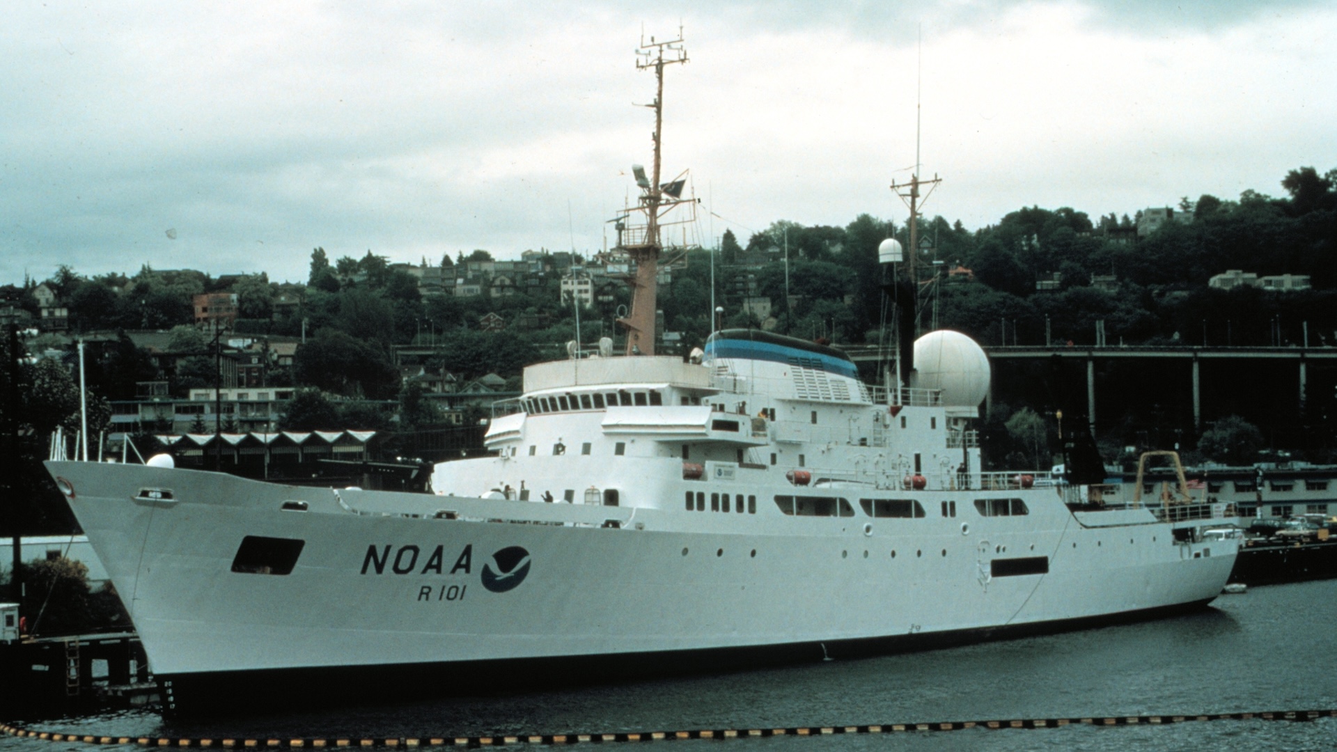 NOAA Is Getting Dragged Down Into the Mud