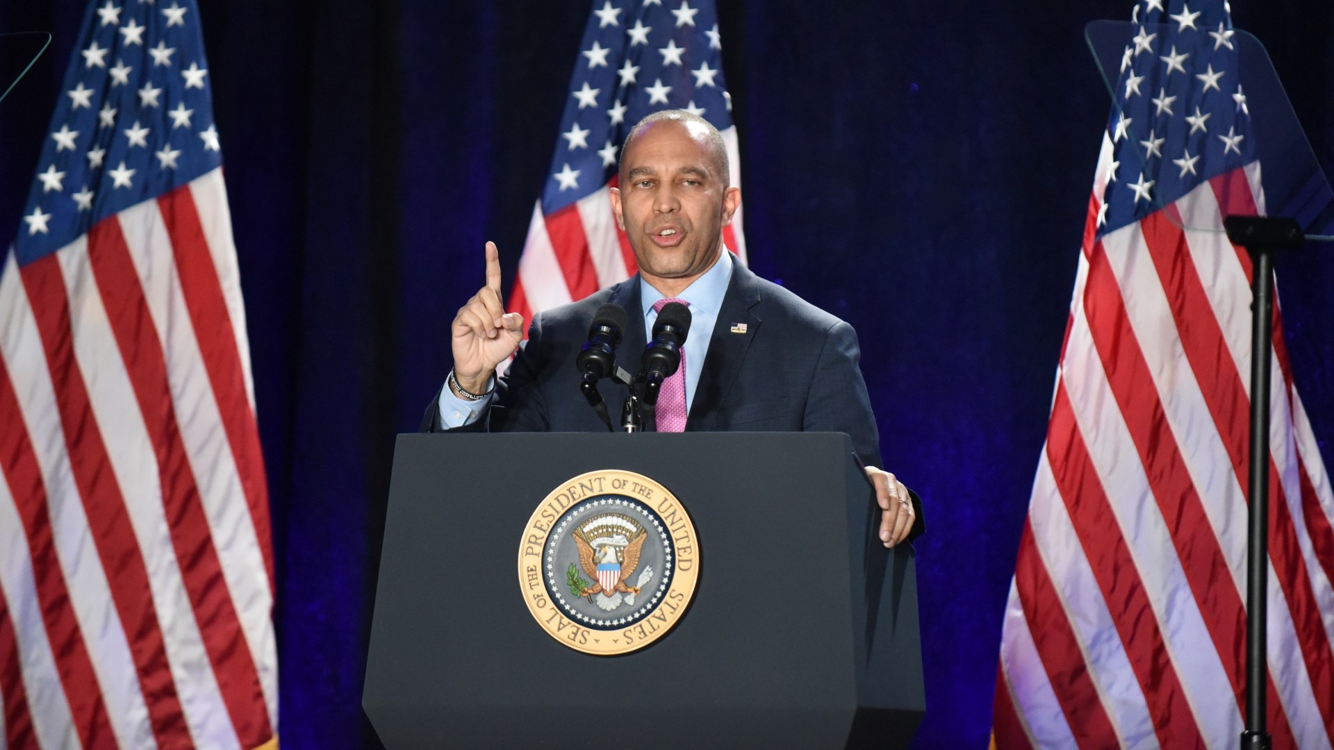 Useless Democratic “Leader” Hakeem Jeffries Should Resign Along with these 17 Democratic Trump Allies