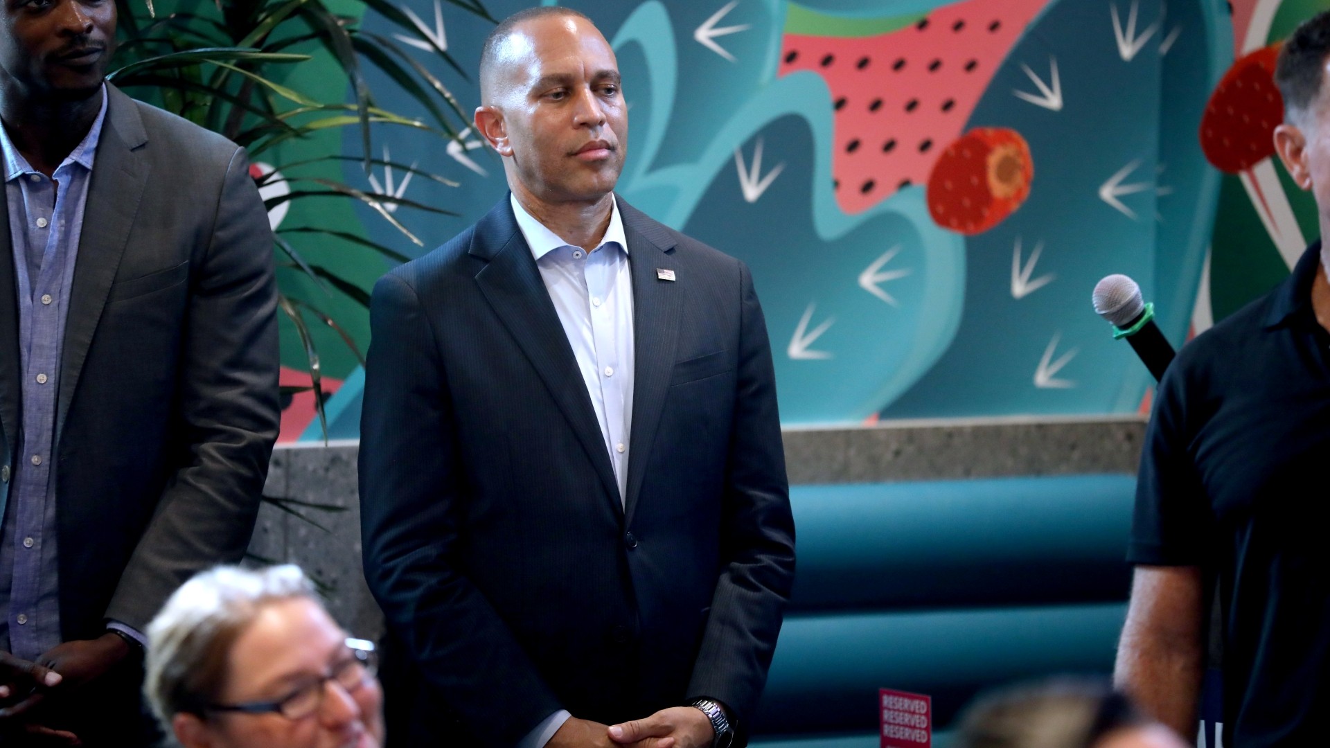 What Is Going on With Hakeem Jeffries and Democrats’ Delayed Trips to El Salvador?