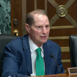 Sen. Ron Wyden Is Making Productive Threats to Trump’s Collaborators