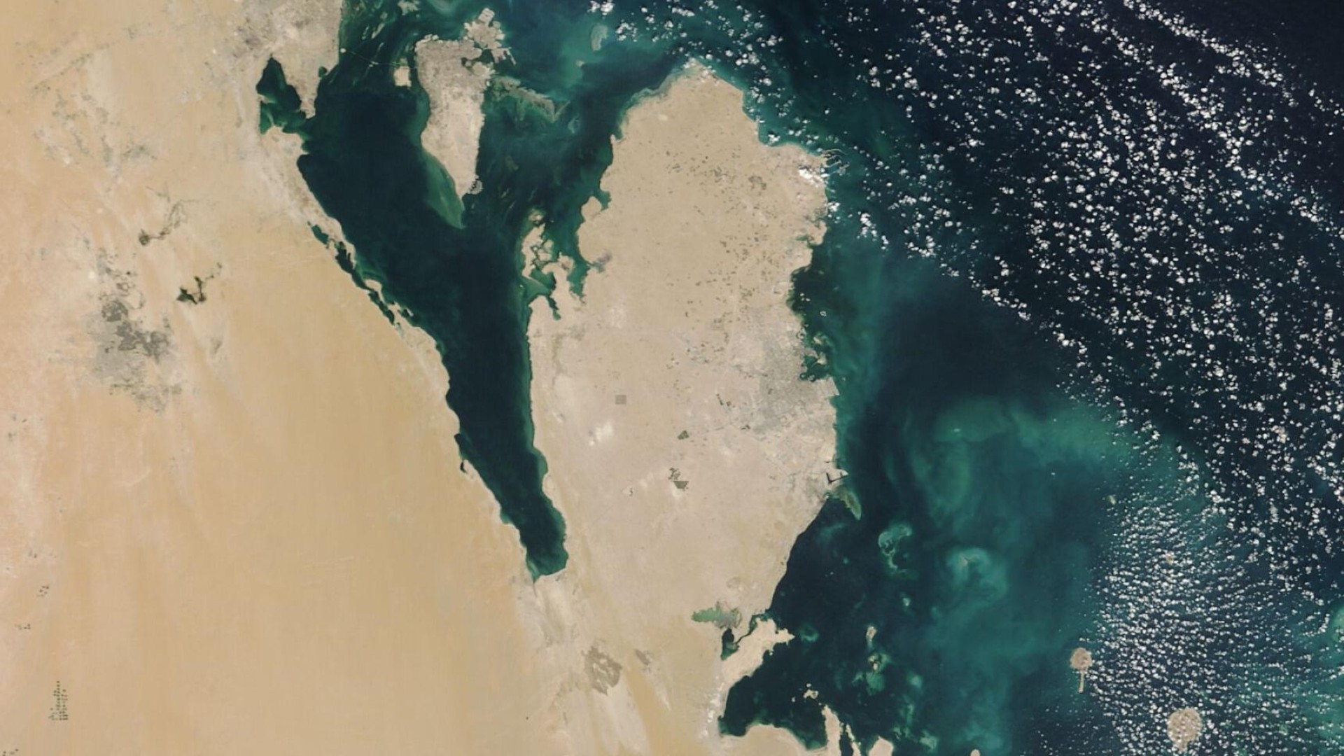 Iran Strikes Back at the US in Qatar, and a Theory About This War Arises