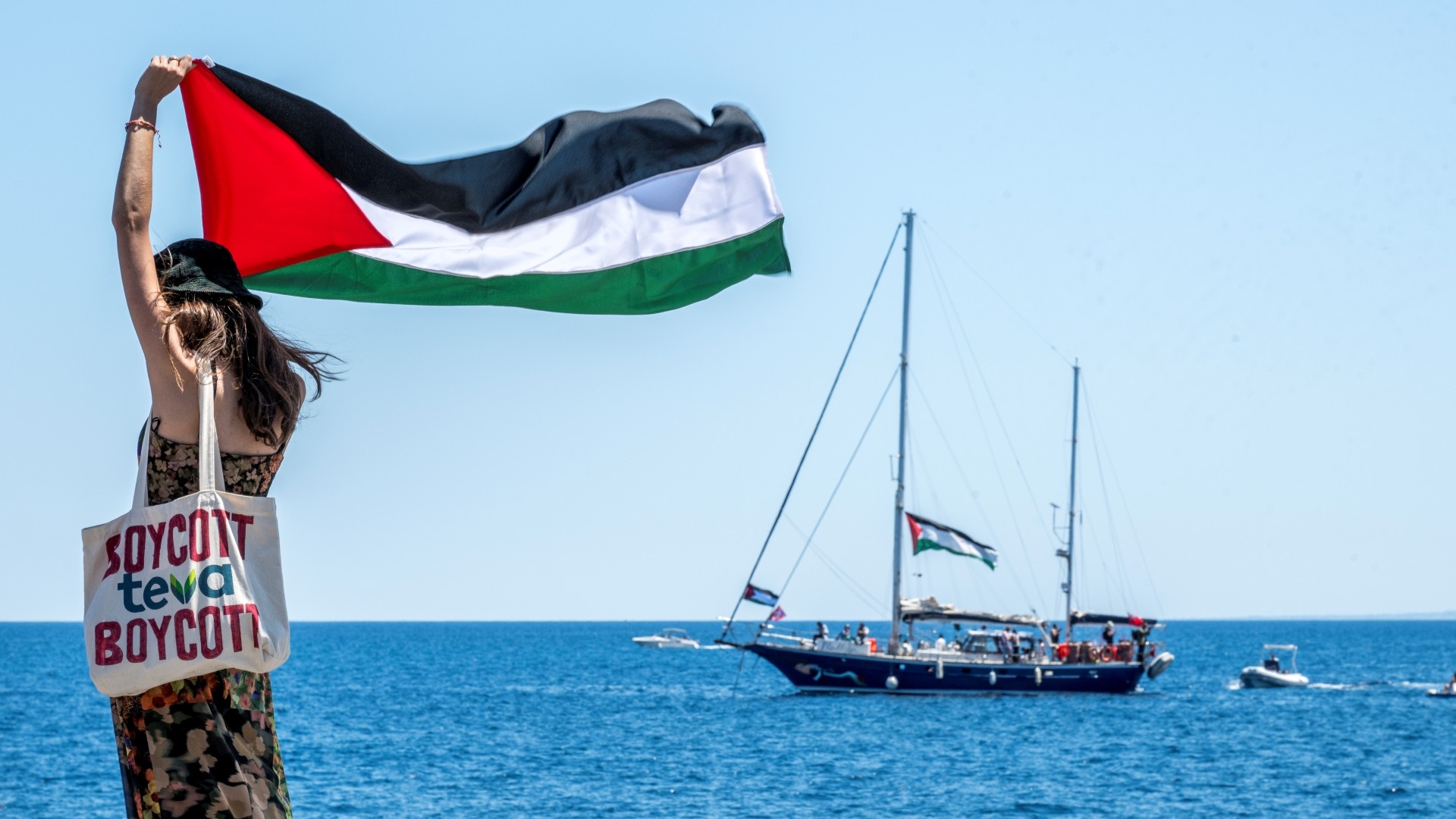 Meet the Irish Rugby Player Who Sailed to Gaza and Ended up in an Israeli Jail