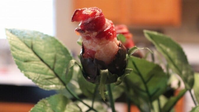 Pin-Win: How to Make Bacon Roses for Valentine’s Day