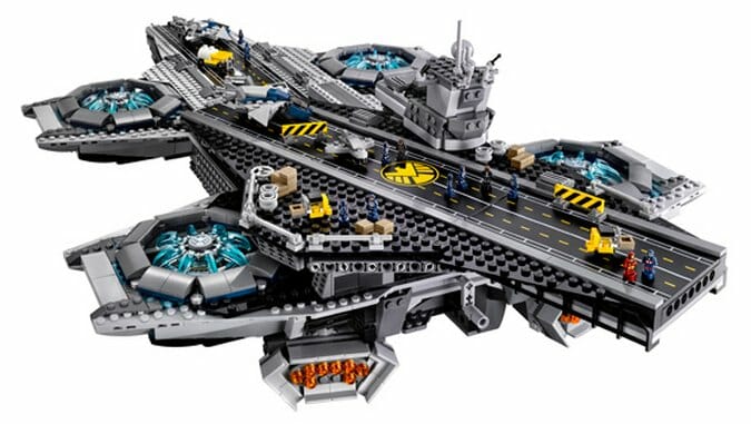 What It’s Like: Assembling the 3,000-piece LEGO S.H.I.E.L.D. Helicarrier