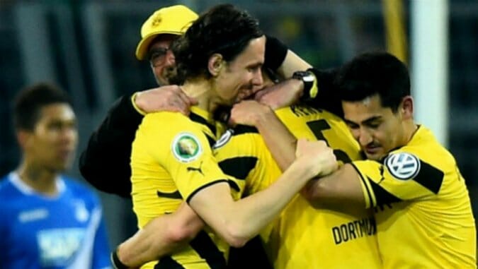 Borussia Dortmund’s Sebastian Kehl Scores Beautiful Long-Range Volley