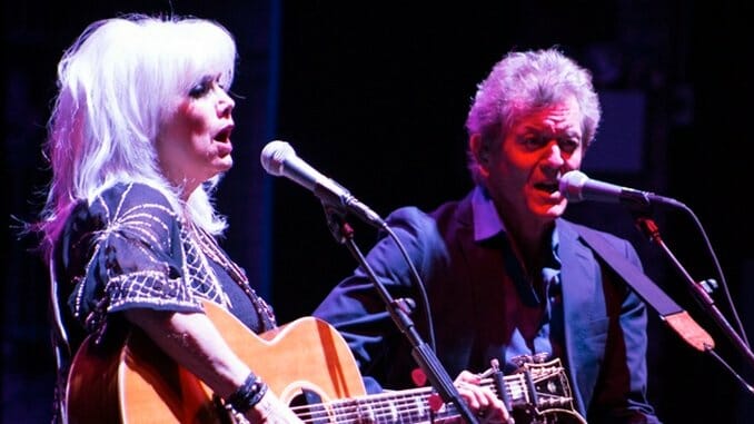 Photos: Emmylou Harris @ Beacon Theatre – New York