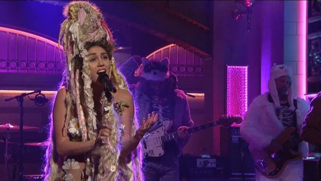 Saturday Night Live: “Miley Cyrus” (41.01)
