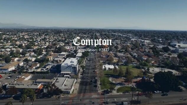 Grammy Leader Kendrick Lamar Raps “Alright” With City of Compton