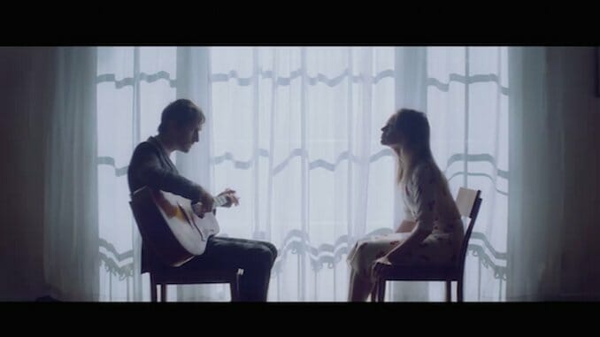 Andrew Bird Duets With Fiona Apple in “Left Handed Kisses” Video