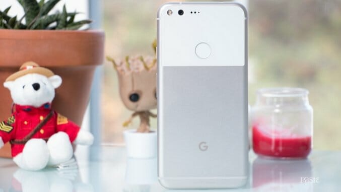 Pixel XL Hands-On: Day One with Google’s First Smartphone